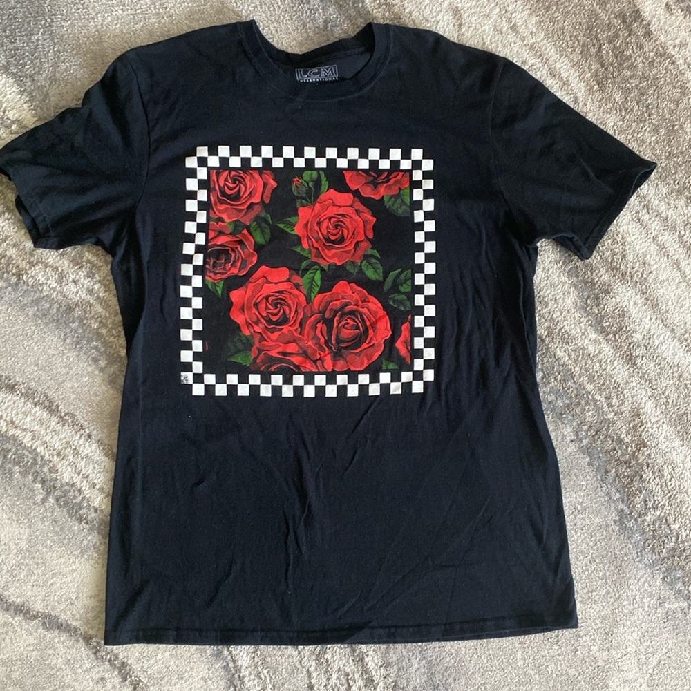 Men’s Black Rose Checkered T-Shirt, Size Large